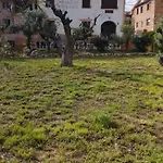 Fonda Aparicio